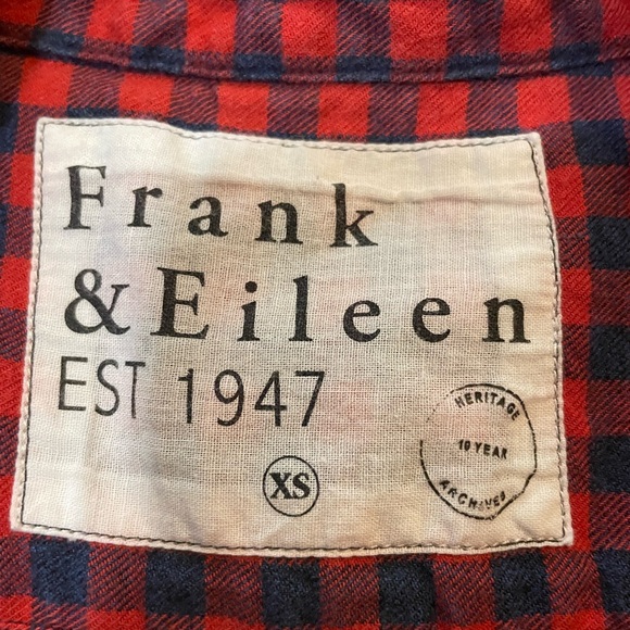 EUC! FRANK & EILEEN checkered button-up- size XS - Picture 10 of 11
